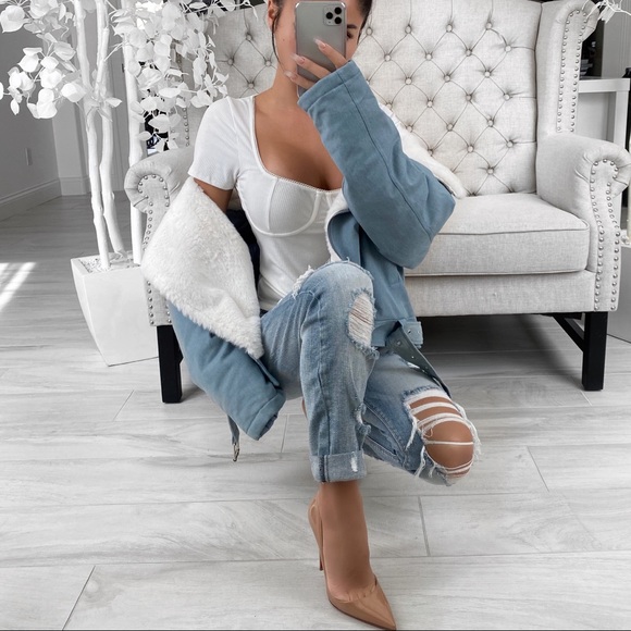 ZANE— in Light Denim - Picture 6 of 7